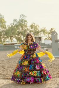 fiesta mexicana infantil chica con vestido
