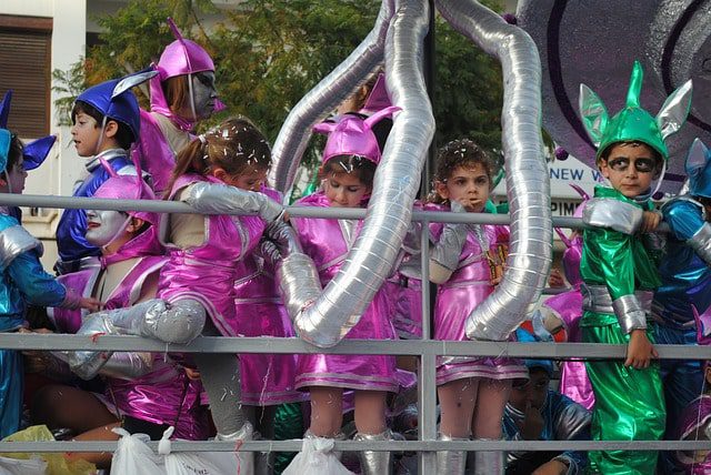carroza infantil al aire libre