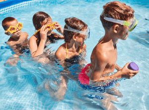 gymkana de agua saltar y disfrutar