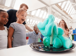 show de ciencia para fiestas infantiles especial y asombroso
