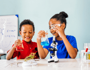 Experimento científico infantil especial divertido